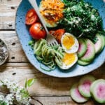 Descubre cómo incluir estas 9 frutas en tu dieta para obtener una piel sana y radiante