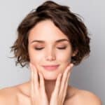 Emface: Descubre en qué consiste esta técnica de yoga facial