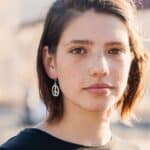 La dualidad del genio: Navegando por la excelencia y el desafío de ser un doblemente excepcional