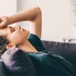 8 Consejos Prácticos para Despejar la Mente y Establecer la Paz Psicológica