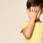 Niños: Trucos para eliminar y prevenir los tics de forma eficaz