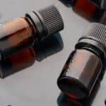 Poppers en mujeres: efectos y riesgos de esta droga popular