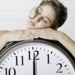 ¿Qué sucede si solo duermes 5 horas al día? Descubre las consecuencias negativas
