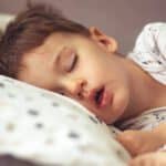 Respirar por la boca en vez de la nariz: impacto en la cara