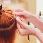 Riesgos de las extensiones de pelo: ¡Cuidado con su daño adhesivo!